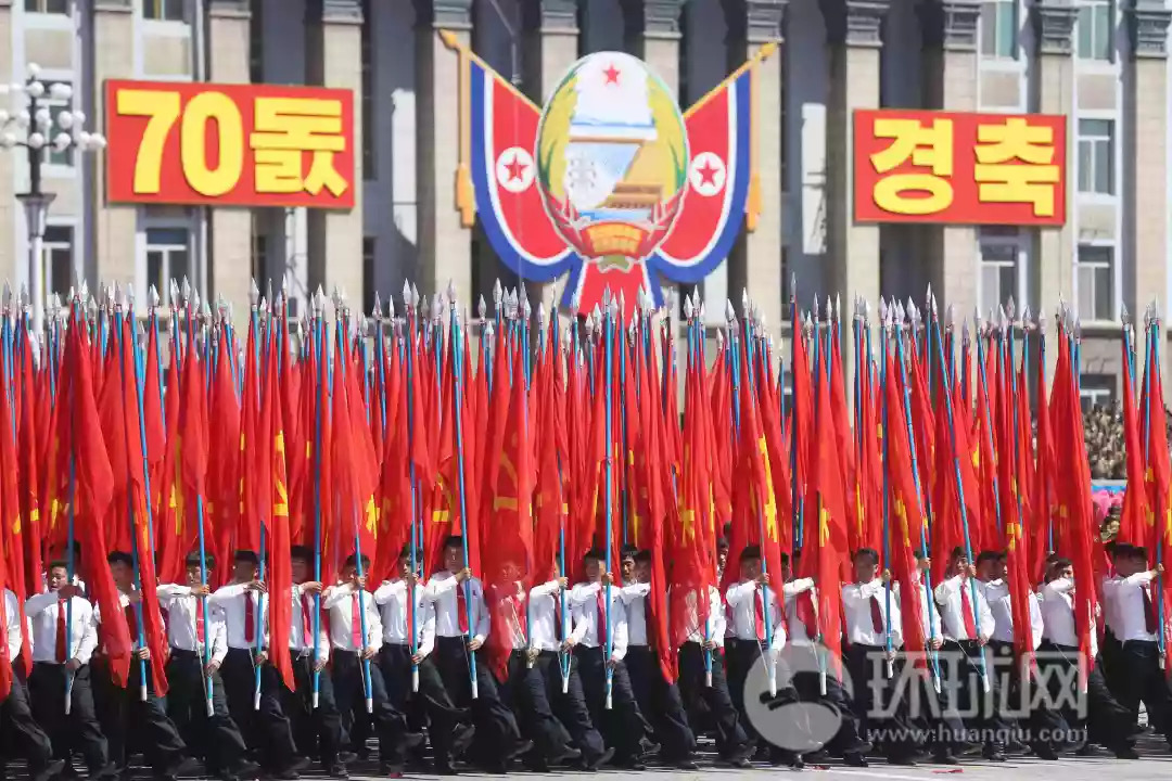 【朝鲜阅兵2020完整版，朝鲜阅兵式完整视频】