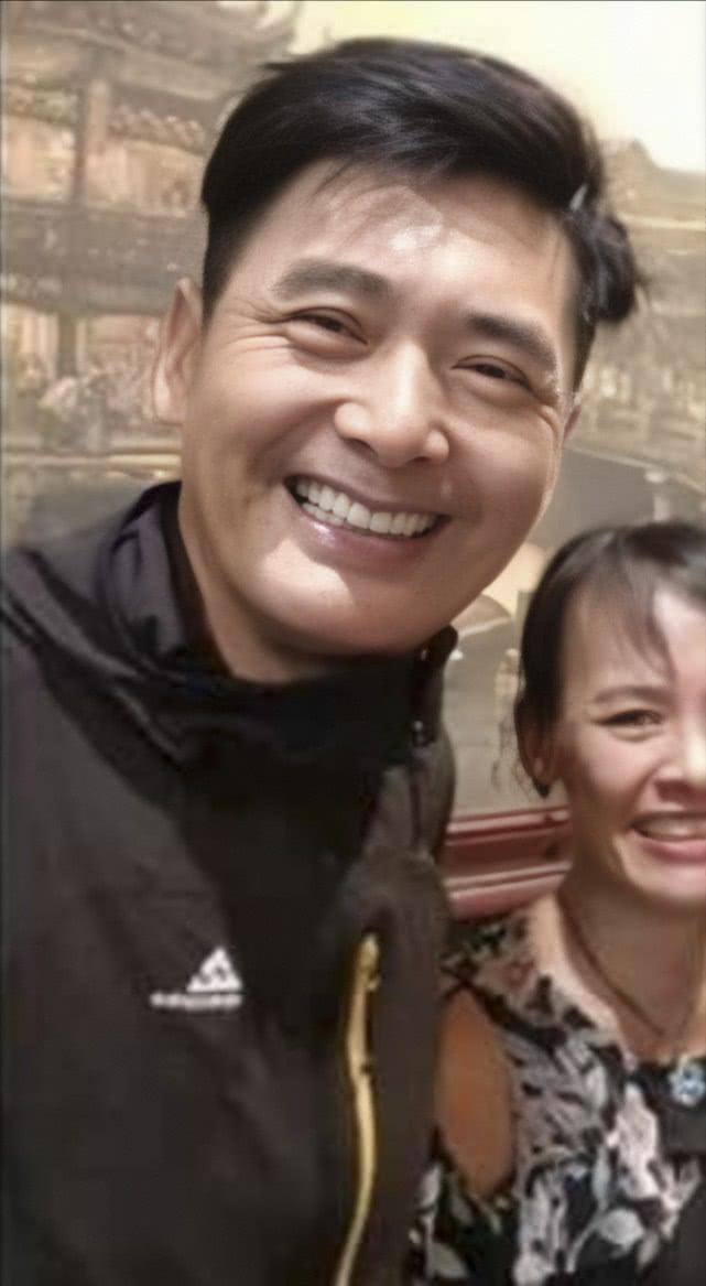 怎样才知道自己感染了新冠肺炎(怎么自测是否得了新冠)
